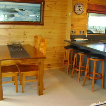 Ngongotaha Lakeside Lodge